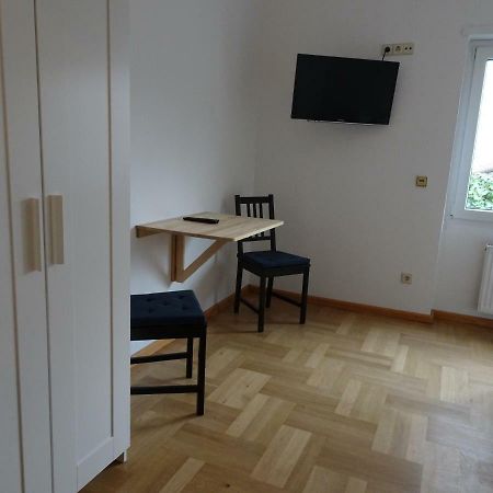 Zimmer Am Museum Speyer Buitenkant foto